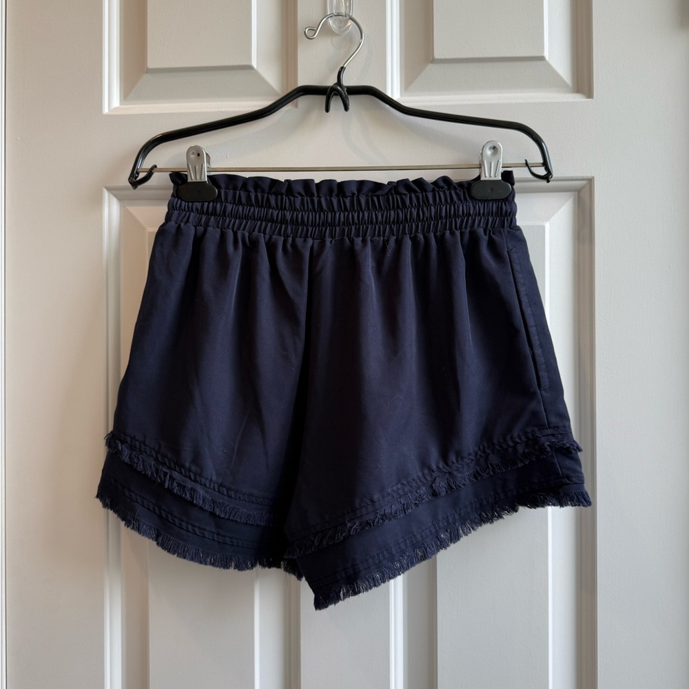 Pants Store Shorts - Picture 4 of 4